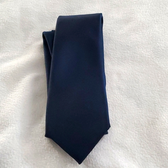 REIS OF NEW HAVEN TIE - Picture 8 of 8